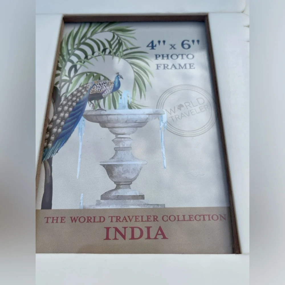 Cream Scalloped Photo Frame The World Traveler Collection INDIA